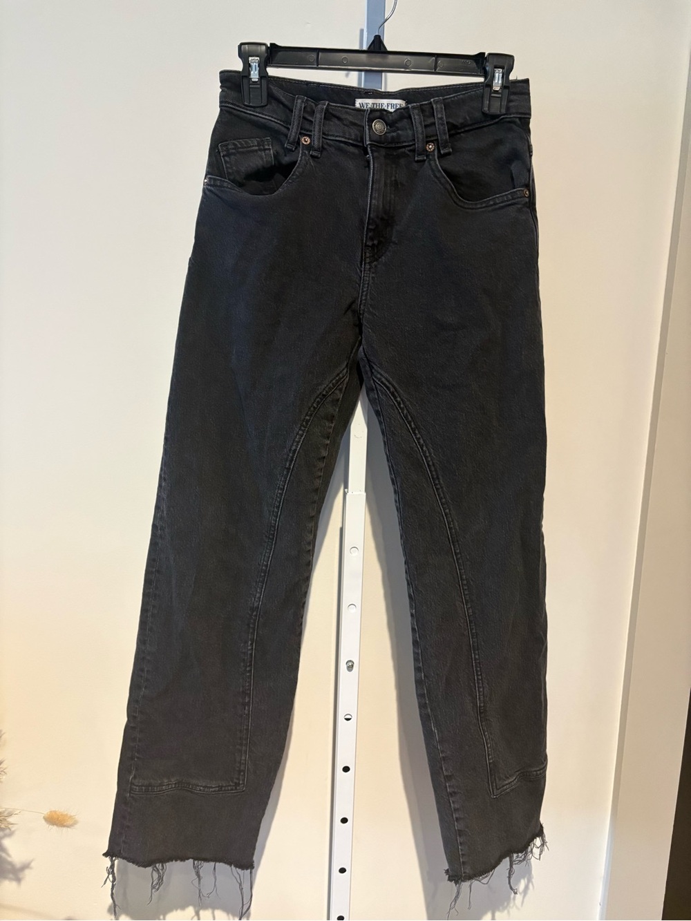 We The Free Black Straight-Leg Jeans with Raw Hem